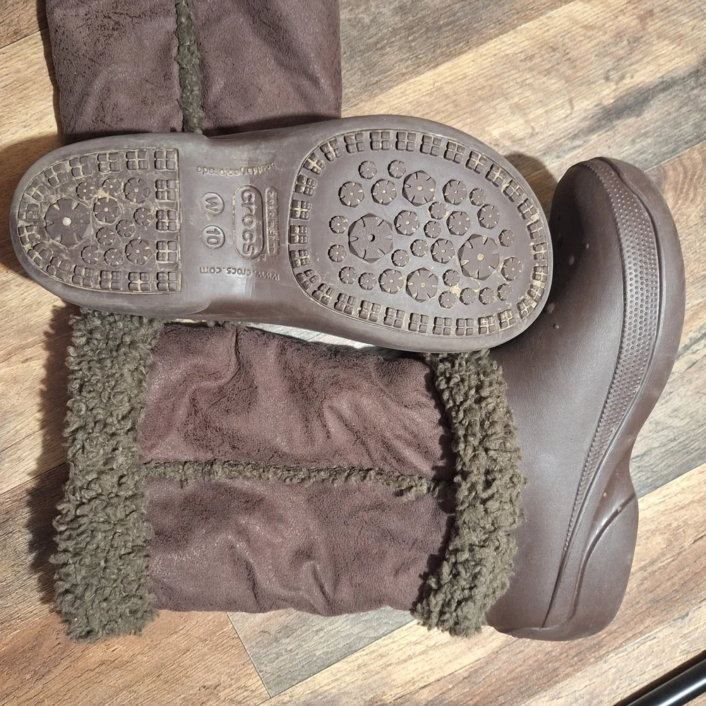 CROCS warm stylish
